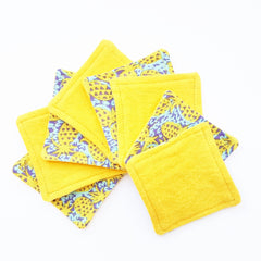 Cloth coasters, yellow terry cloth with pineapple pattern, square shape