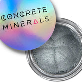 Magnetic eyeshadow, silver metallic powder, Concrete Minerals brand, with holographic lid
