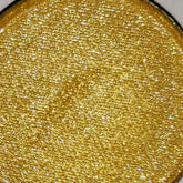 Eye shadow compact with gold glitter and shimmer texture, Kishmish color