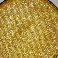 Eye shadow compact with gold glitter and shimmer texture, Kishmish color