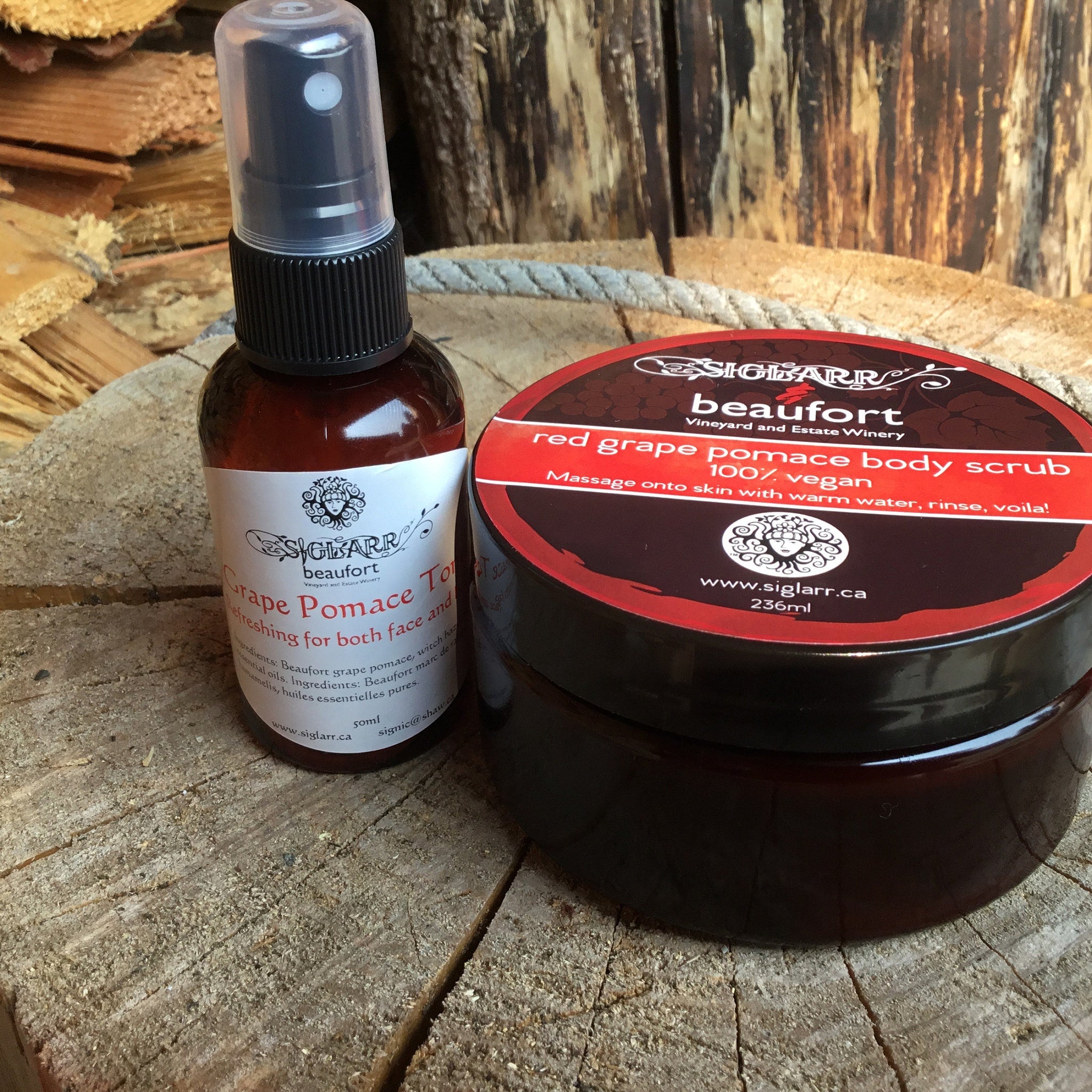 Body scrub and toner set with brown bottles and red label, SIGLARR brand