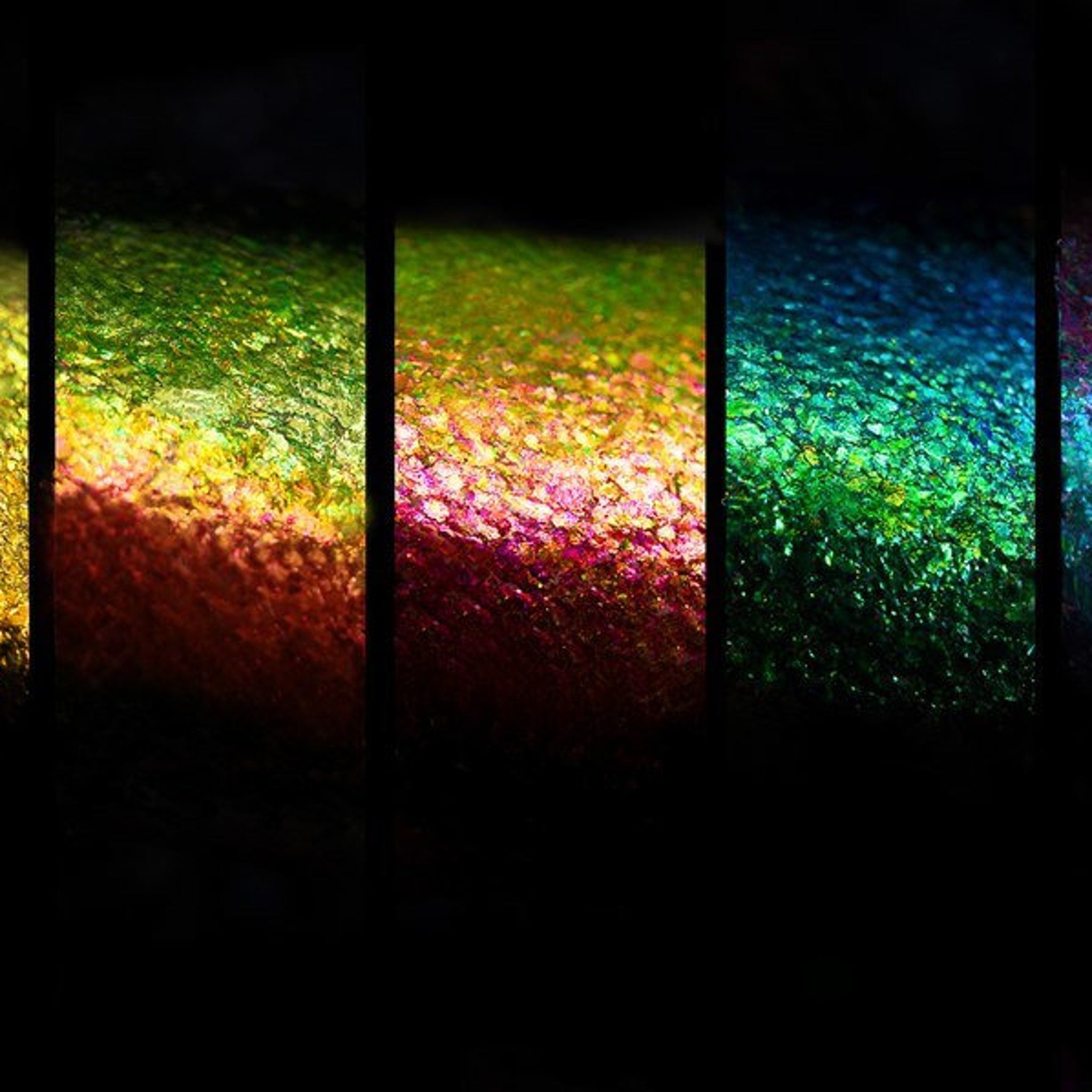 Side view of Tala Foil Eye Shadow Pigment in Rose Petals showing reflective metallic finish in soft pink tones