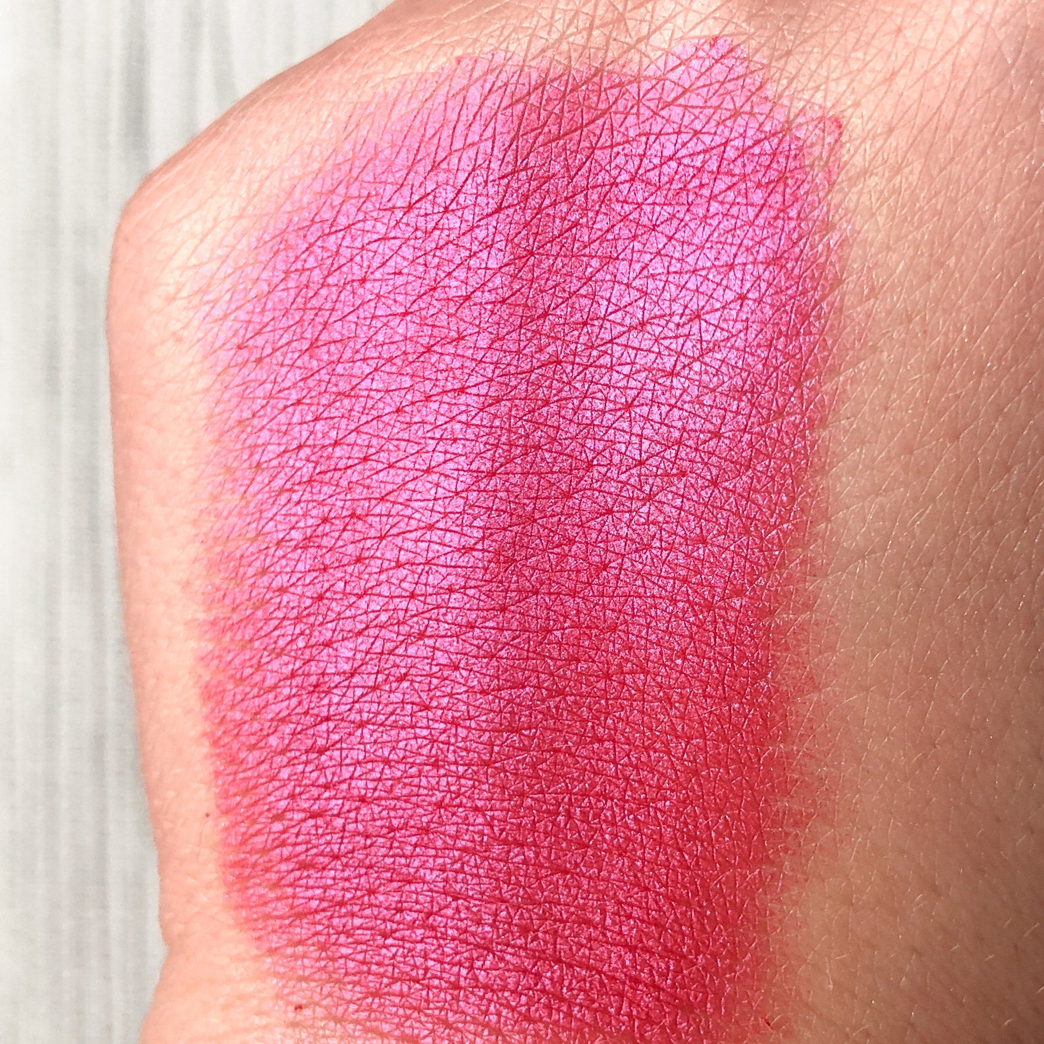 Side view of Tala Rose Wine R1 Eye Shadow Pigment pot showing deep burgundy shimmer powder in compact jar