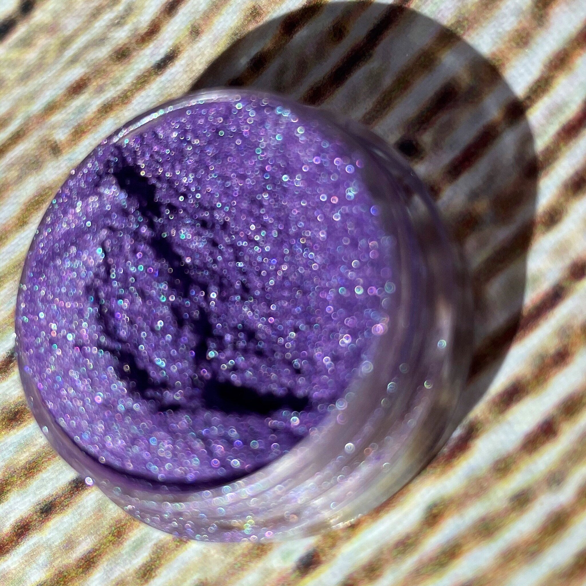Additional view of Shimmery Vegan Eyeshadows - 12 Highly Pigmented Makeup Enhancers for Nail Art