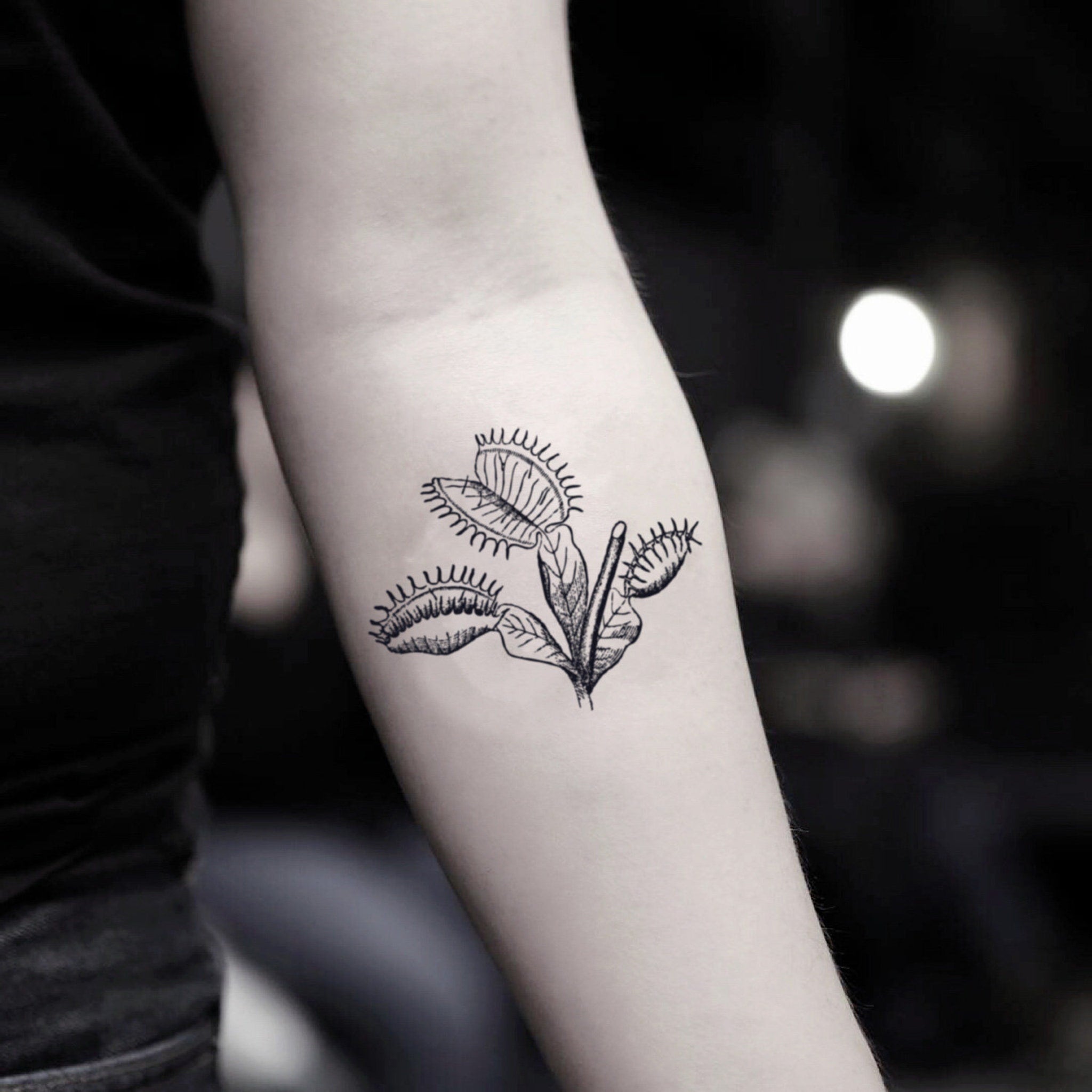 Main product view of Skin-Safe Venus Fly Trap Temporary Tattoo Set 2 Stickers