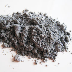 Close-up of matte Ashland mineral eye shadow in soft neutral tones with smooth powder texture