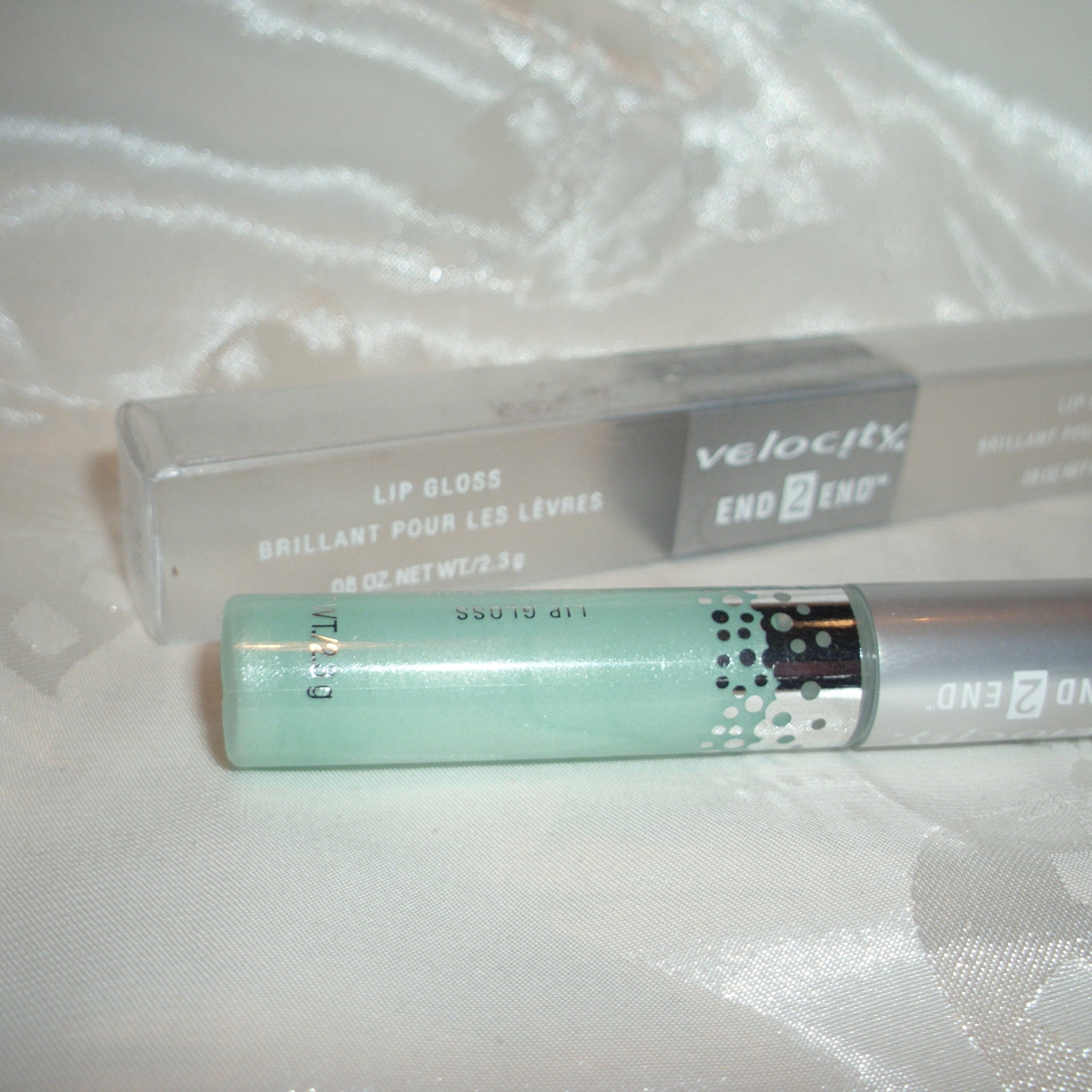 Mary Kay Velocity Eye Shadow & Eyeliner Duo in Blue Blazes with vibrant cobalt shadow and matching pencil