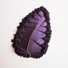 Pure & Natural Bitten Mineral Eye Shadow in a compact with soft matte finish and earthy tone palette