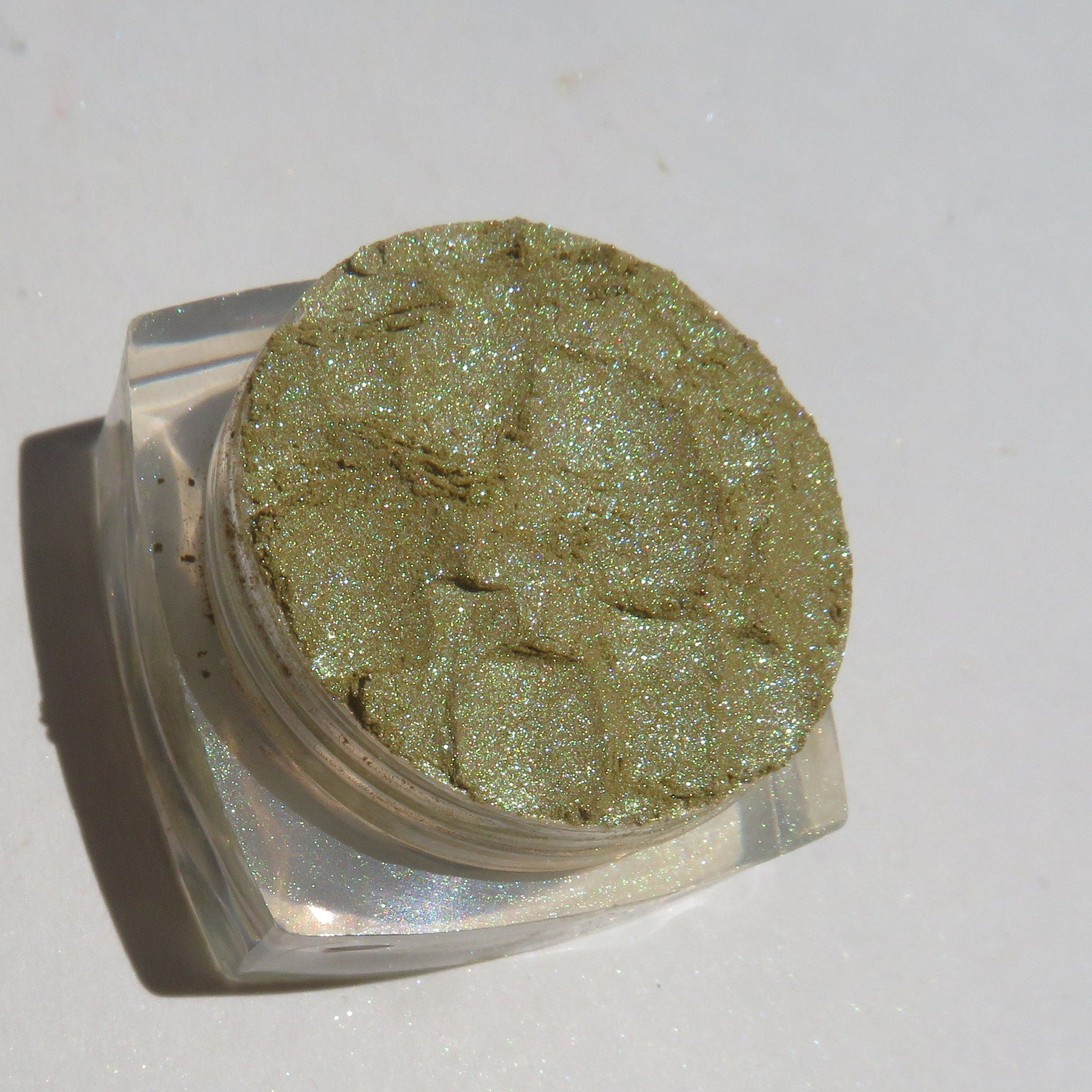 Packaging view of Shimmer Green  Gold Vegan Mineral Eyeshadow - Cruelty-Free Loose Pigment