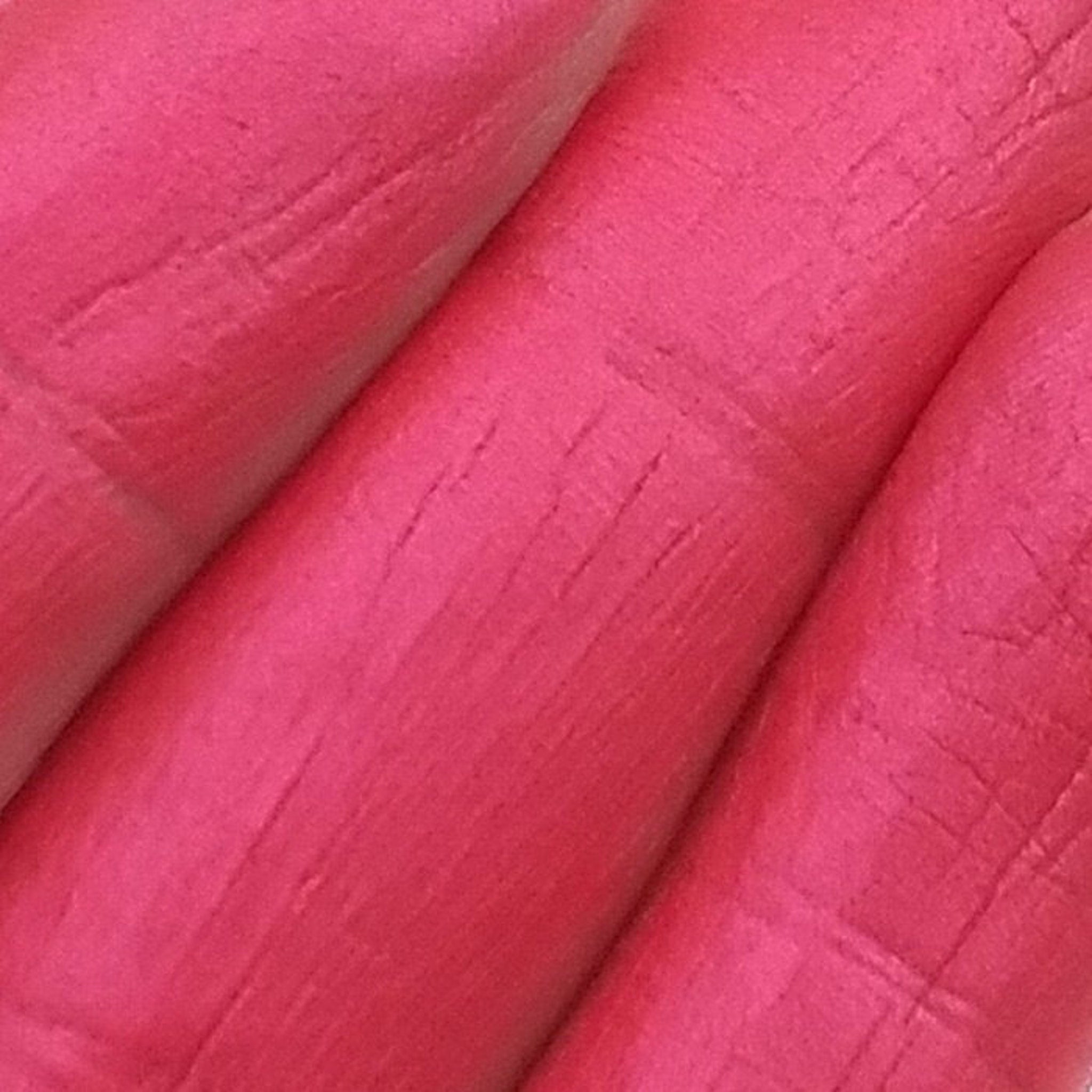Alternative angle of Pink Rumors Mineral Pressed Eyeshadow