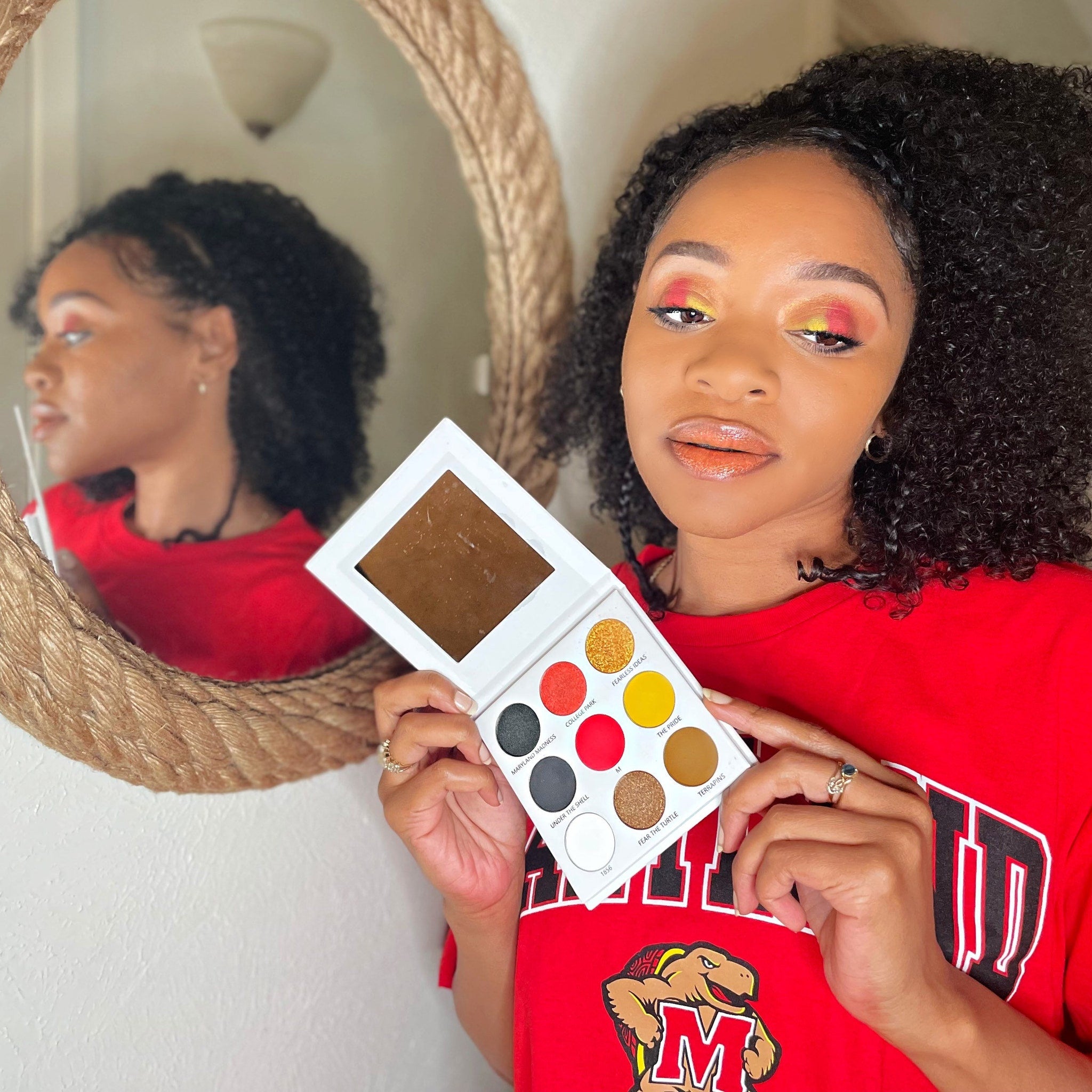 Maryland University Eye Shadow palette with bonus dual-ended brush for precise application and blending