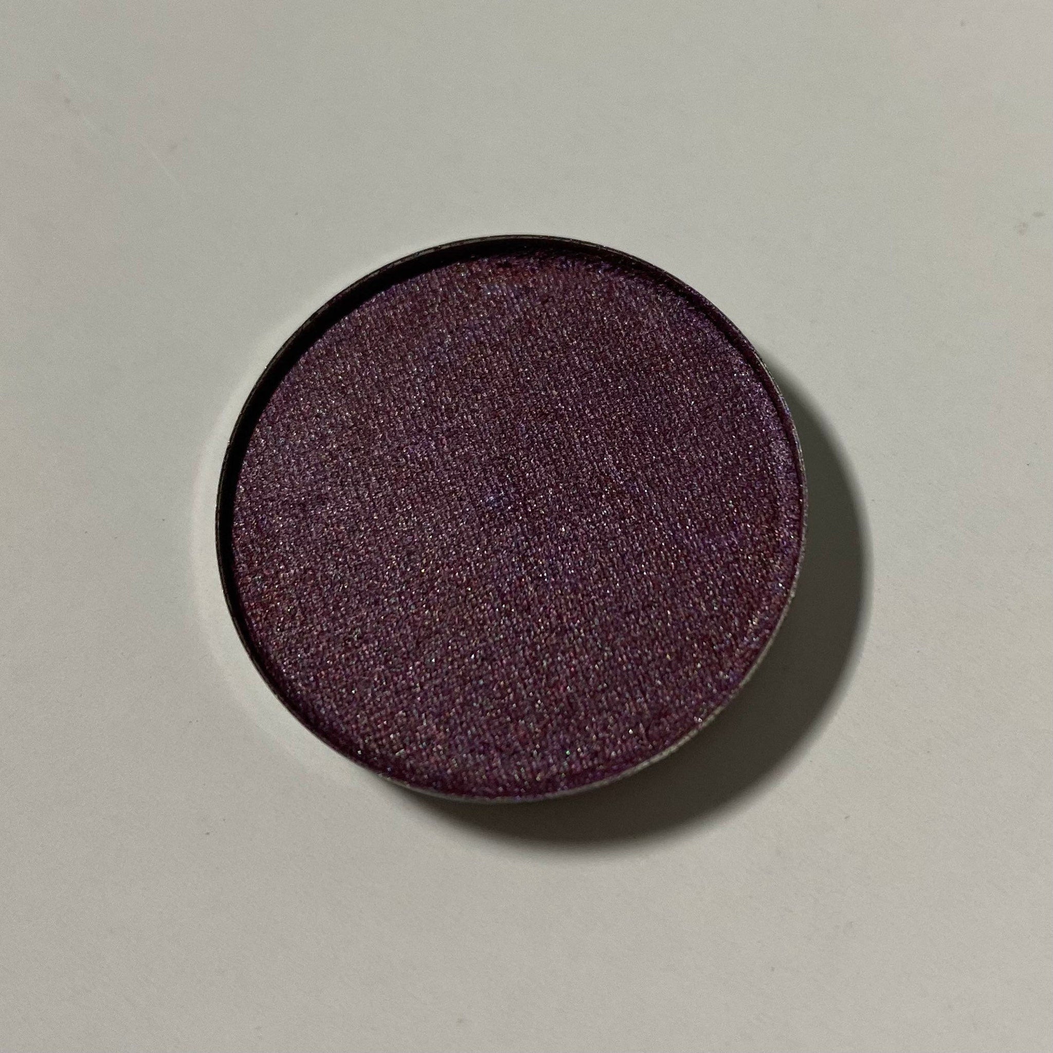 Alternative angle of Valentines Single Shimmer Eyeshadow - Clearance