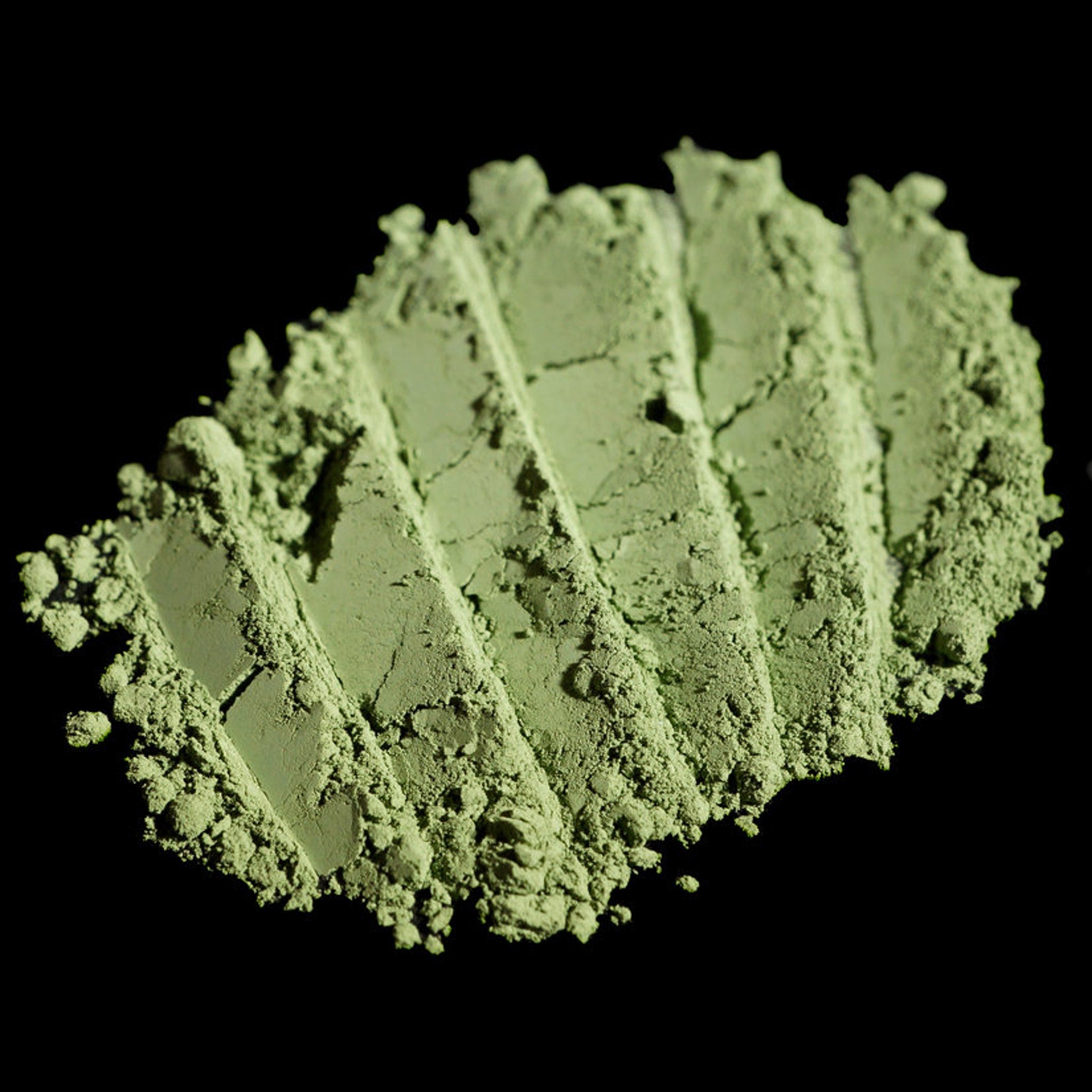 Packaging view of Matte Sage Green Loose Mineral Eyeshadow - Withered Garden Olive Shade Vegan