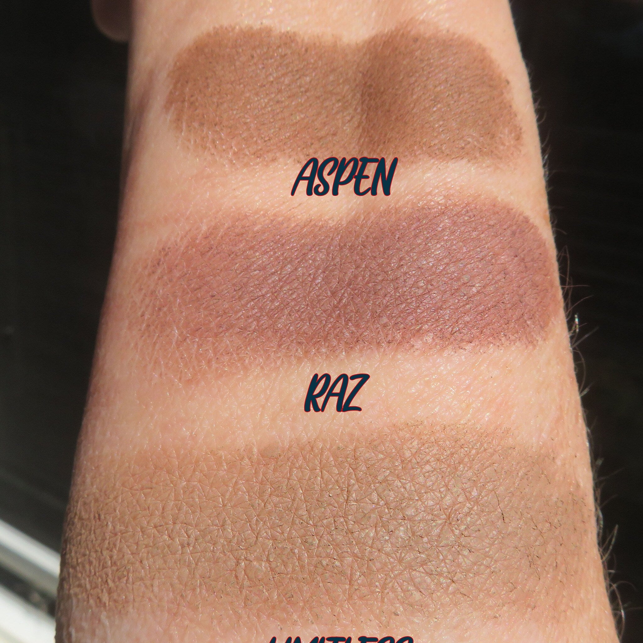 Three matte brown loose pigment eyeshadows in mini jars with sifter lids, vegan and cruelty-free mineral makeup set