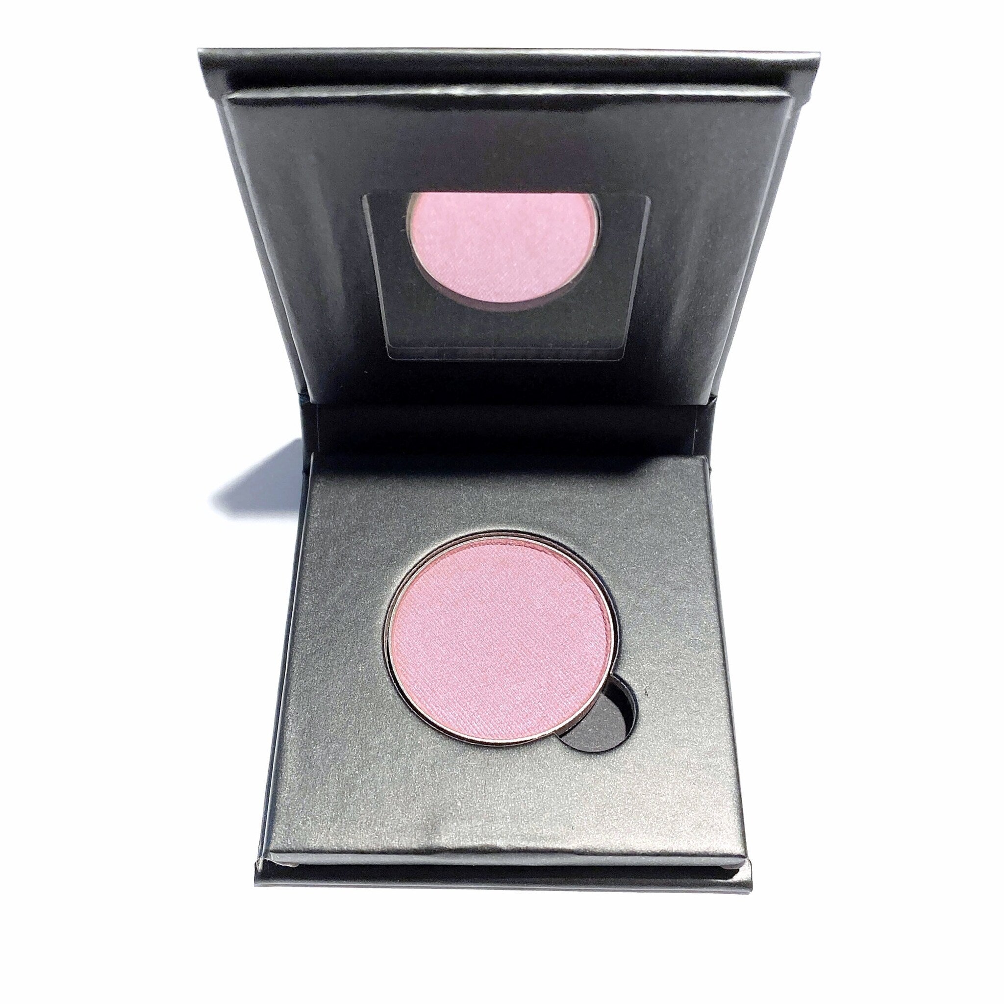 Square compact of Day Dream pressed mineral eyeshadow in soft neutral tones with smooth matte finish