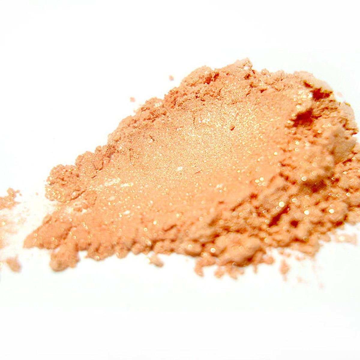 Peach mineral eye shadow in compact with satin finish and soft shimmer particles