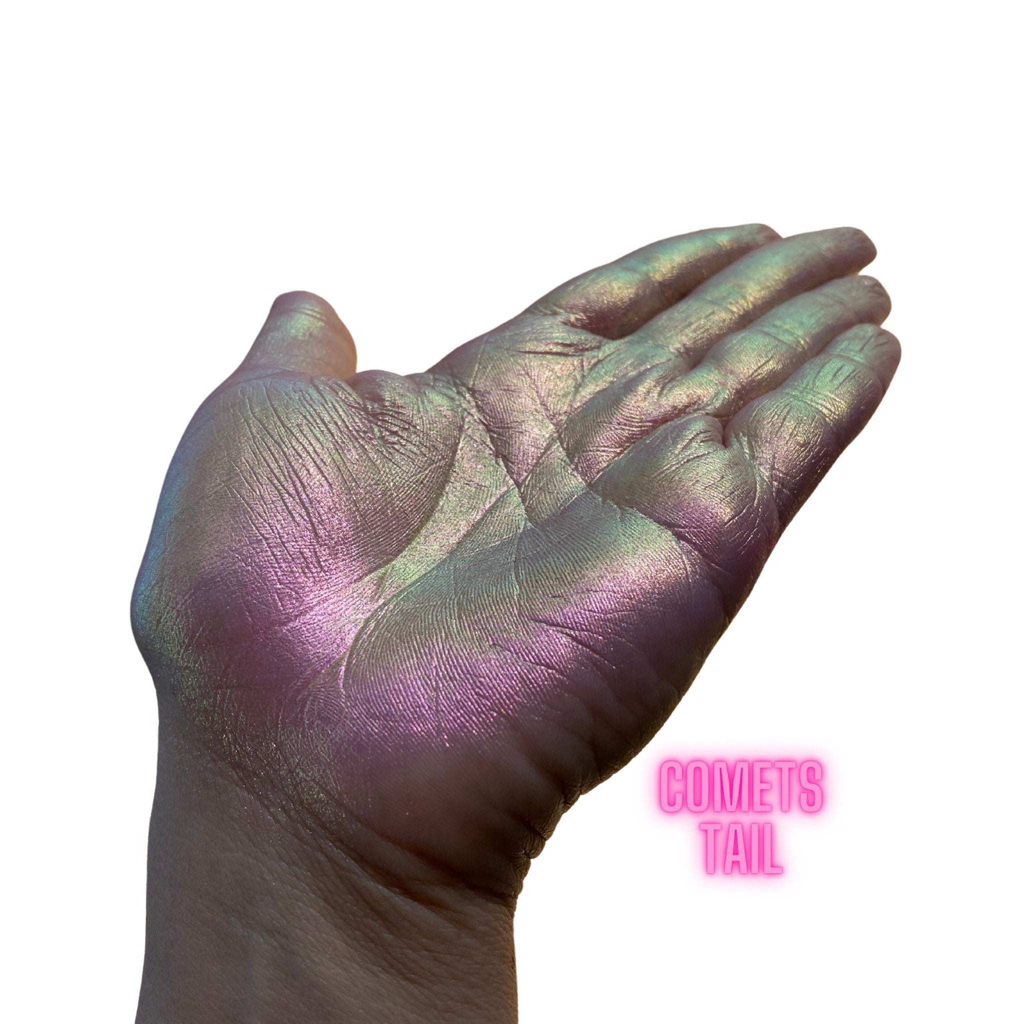 Usage example of Multichrome Eyeshadow in Comets Tail
