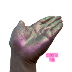 Usage example of Multichrome Eyeshadow in Comets Tail