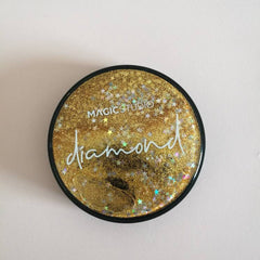 Glittering Water Effect Eye Shadow Set with iridescent shades in a sleek rectangular palette