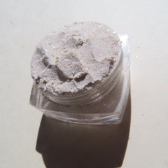Powder eyeshadow, light beige with glitter, in clear plastic jar