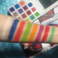 Side view of pastel anime-inspired eyeshadow palette with 12 vibrant shades in matte and shimmer finishes