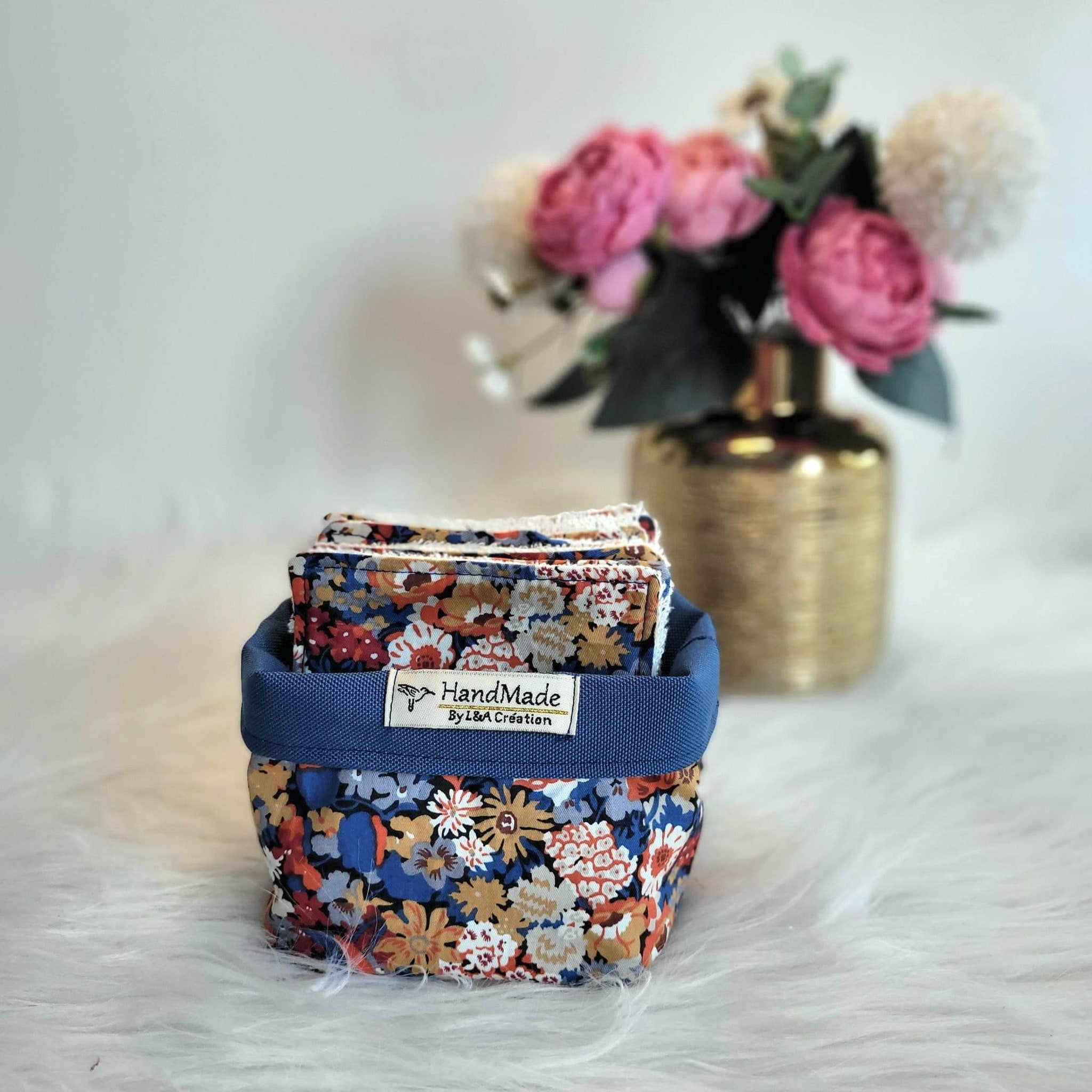 Hygienic Wipes set in blue basket with floral pattern, Handmade by L&A Création