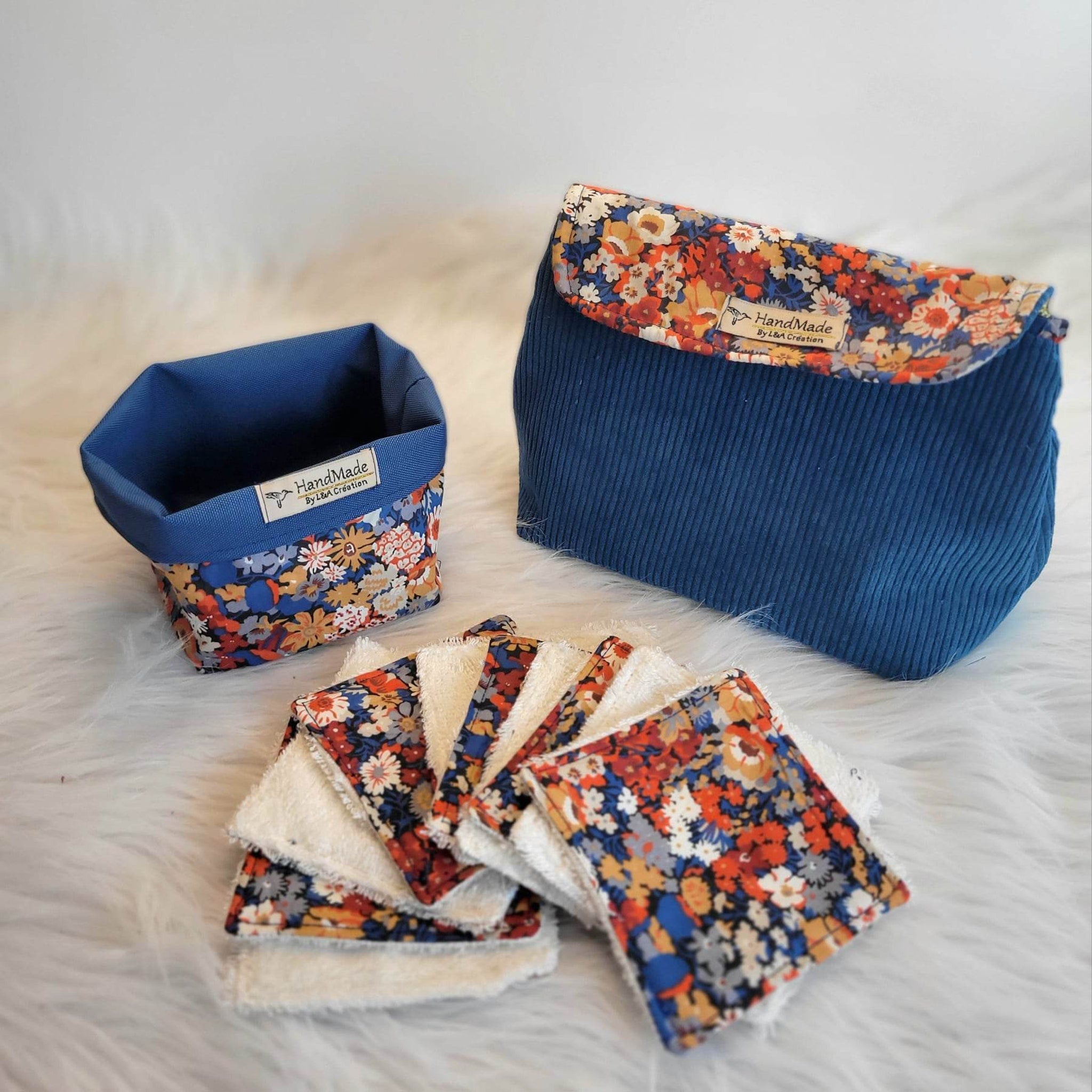 Blue corduroy bag and floral print basket set, Handmade by L&A Création, on white fur