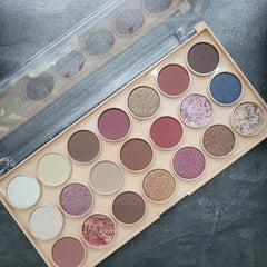 Main product view of DDonna Influence 21-Color Eyeshadow Palette