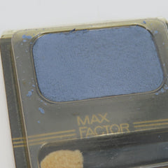 Detailed close-up of Max Factor Vintage Satin Shadow Refill - Star Sapphire 02 Eye Shadow