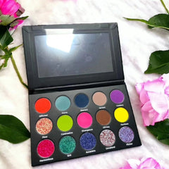 Alternative angle of Divergence Eyeshadow  Face Pigment Artistry Palette