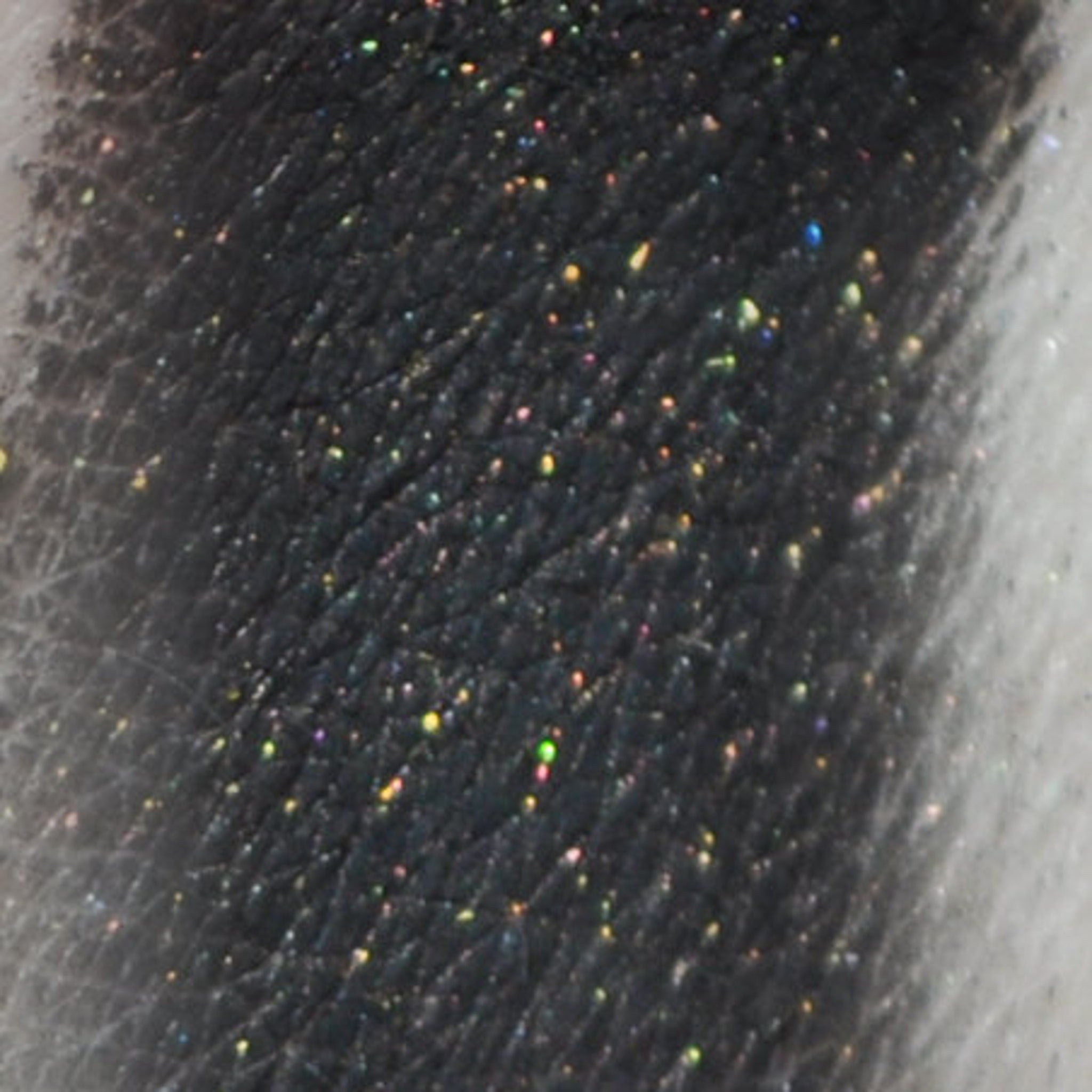 Detailed close-up of Pigmented Mineral Eye Shadow Jar - Heartless 3g with Sifter